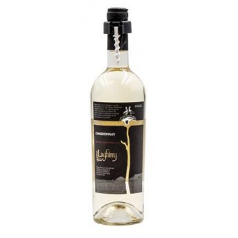 Vino "Loghiny " Chardonnay bianco semisecco 12.5% alc (0.75ml) Vino "Loghiny " Chardonnay bianco semisecco 12.5% alc (0.75ml)